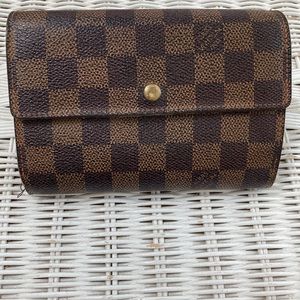 Louis Vuitton Damier Ebene Canvas Tri Fold Wallet. Used condo